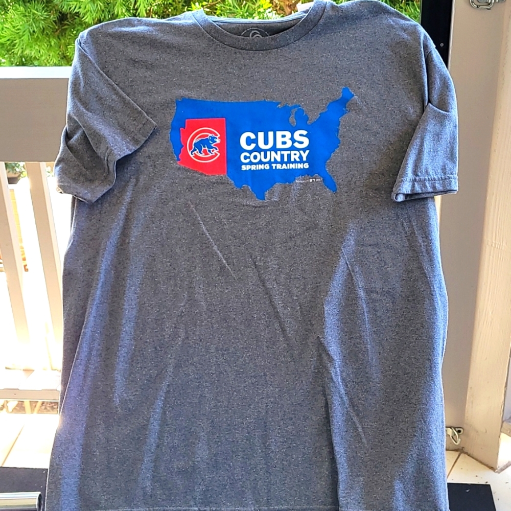 MLB Cubs tshirt